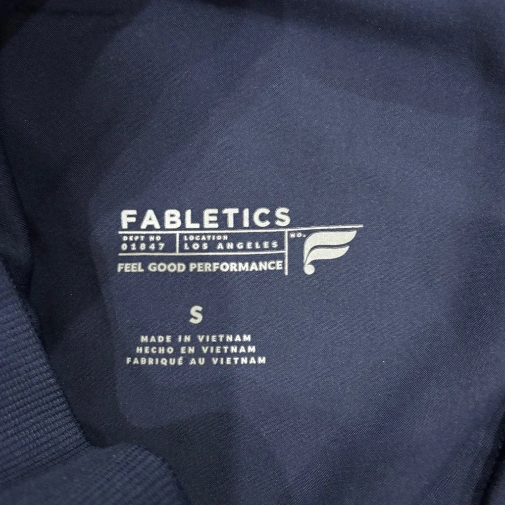 Fabletics Women Navy Blue Scrub Set V-Neck Top and Jogger Pants Size Small